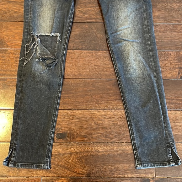 Rag & Bone Midrise Cropped Jeans - Picture 3 of 7